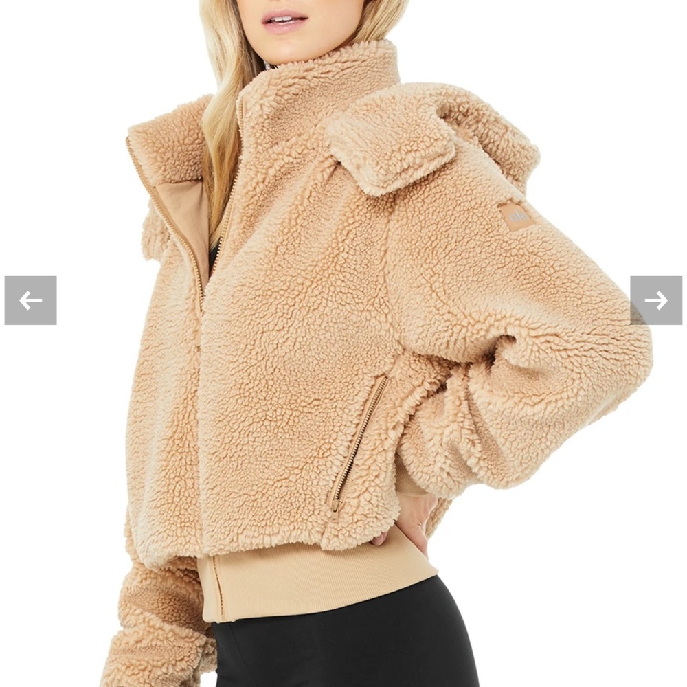 Alo Yoga Foxy Sherpa Jacket NWT Camel Color Size XS